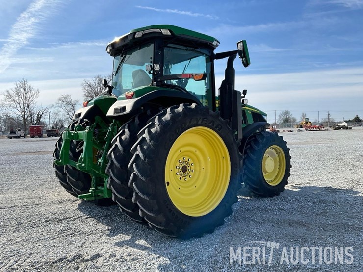 2022-john-deere-7r-210-image-5