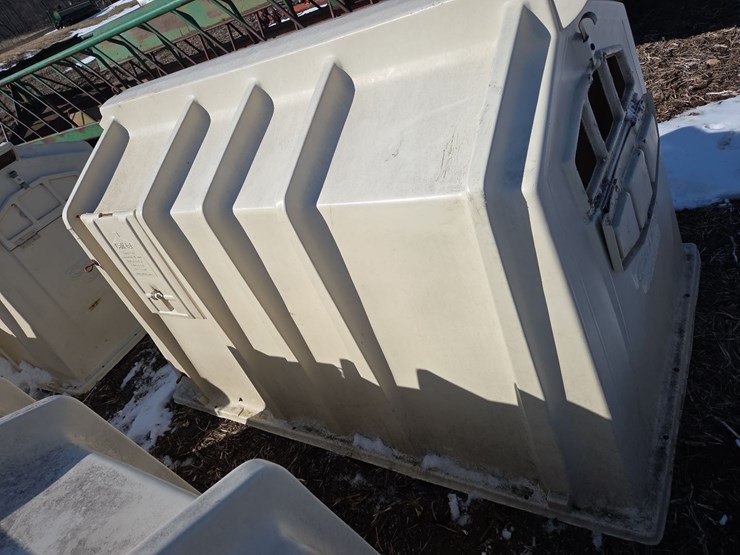 (2)-calf-tel-poly-calf-huts-(north)-image-16