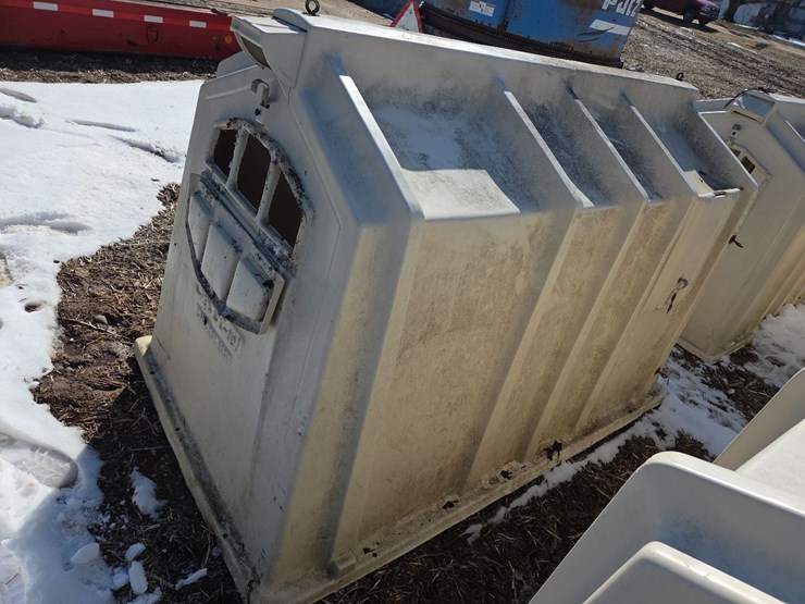 (2)-calf-tel-poly-calf-huts-(north)-image-7