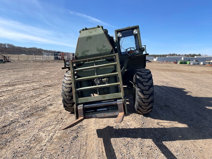 #1019-•-1991-skytrak-telehandler-image-56