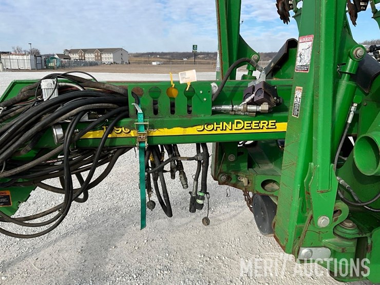2007-john-deere-1790-image-13