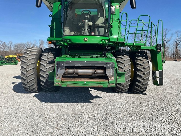2021-john-deere-s790-image-9