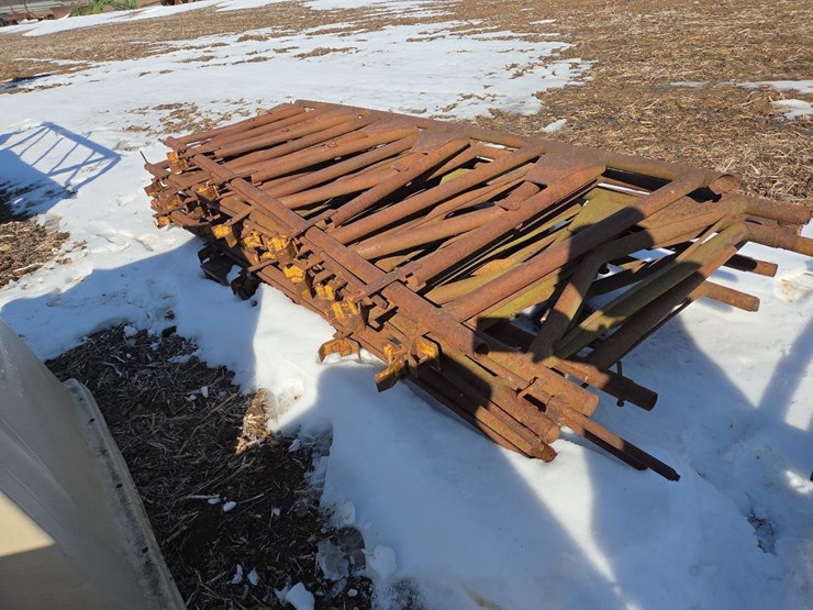 (6)-5-head-cattle-headlocks-image-7