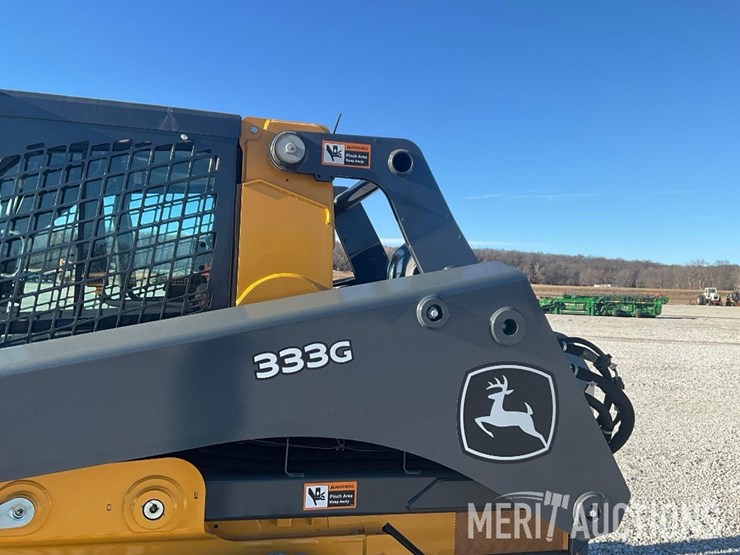 2023-deere-333g-image-16