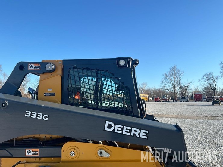2024-deere-333g-image-23