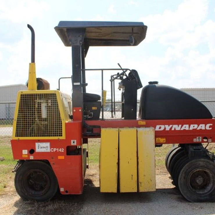 2008 DYNAPAC CP142
