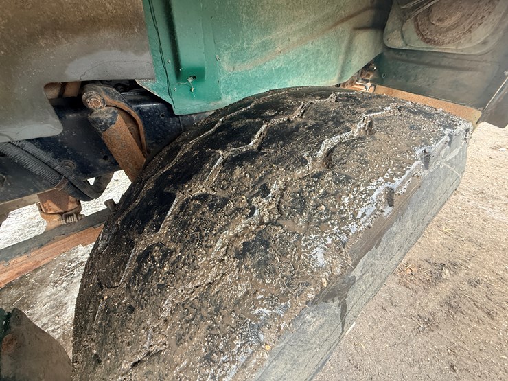 1999-mack-dm690-image-39