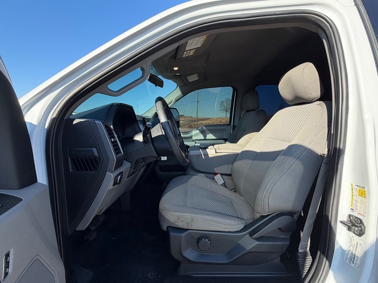 2019-ford-f250-xlt-image-13