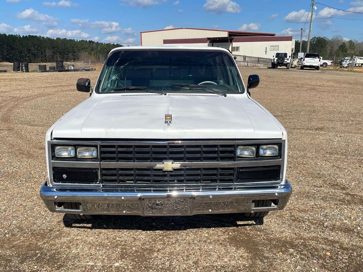 1984-chevrolet-c10-image-5