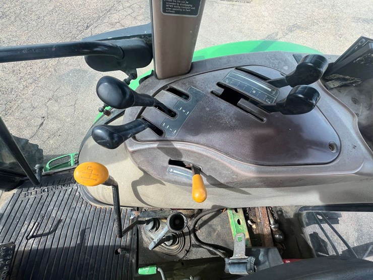 john-deere-5320-image-24