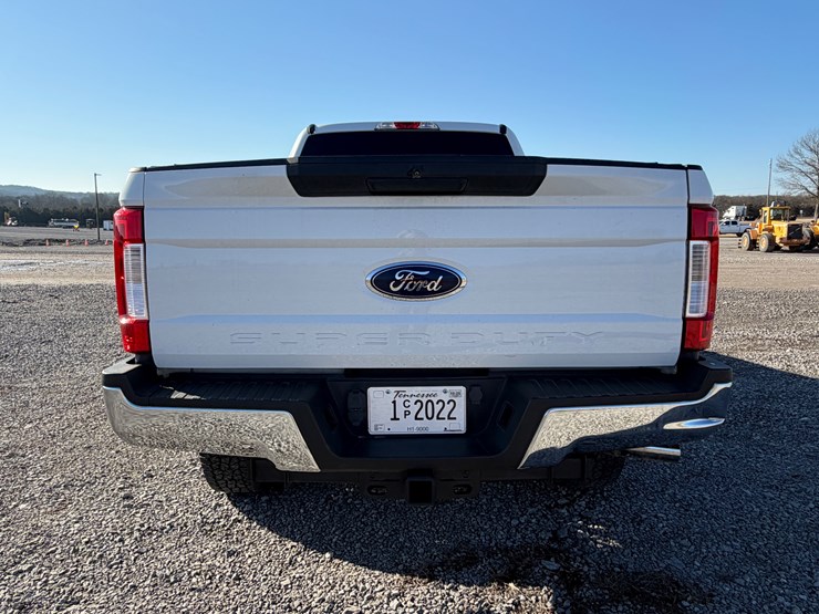 2019-ford-f250-xlt-image-5