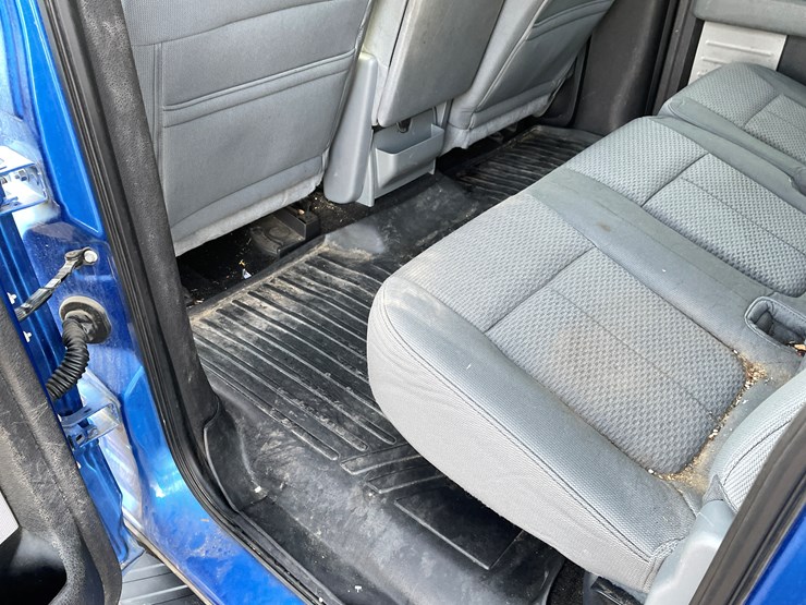 2011-ford-f150-image-35