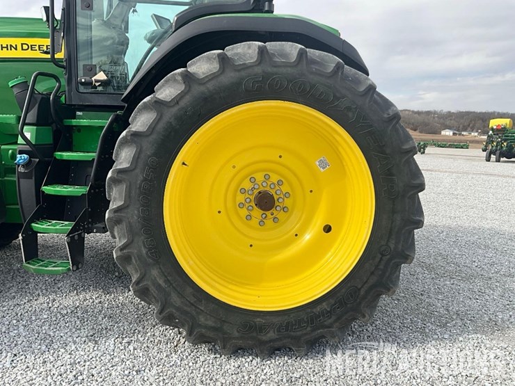 2023-john-deere-8r-310-image-19