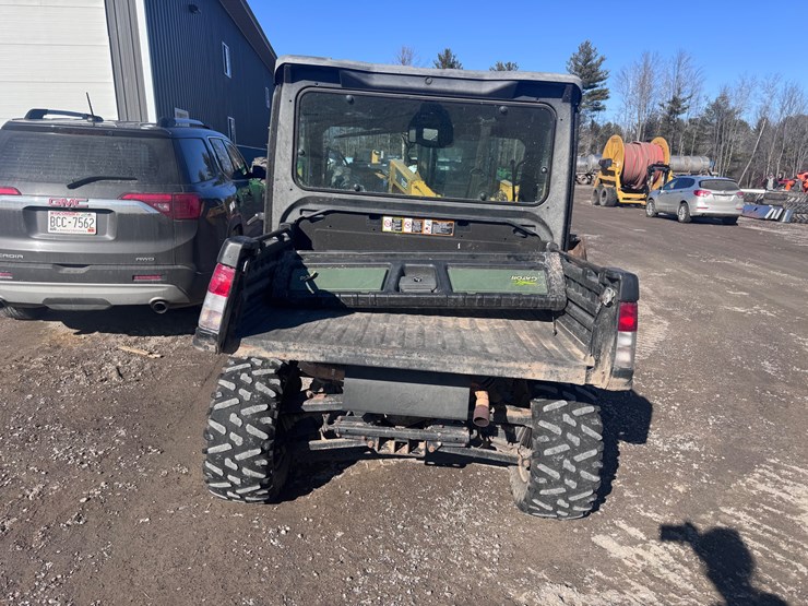 #4085-•-john-deere-xuv835-image-4