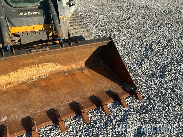 2022-deere-325g-image-12