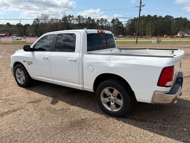 2019-dodge-ram-1500-image-2