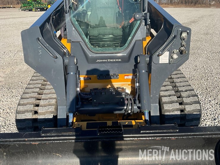 2023-deere-333g-image-10