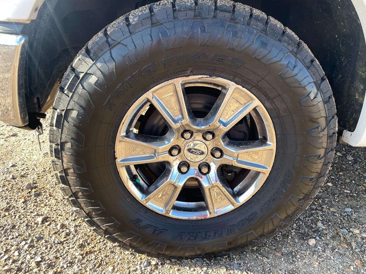 2016-ford-f150-lariat-image-19