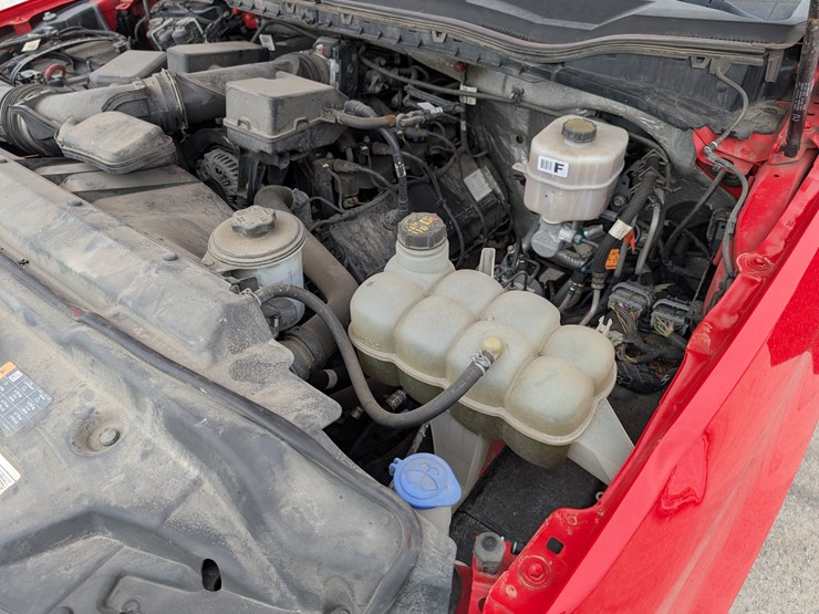 2020-ford-f350-xl-image-13