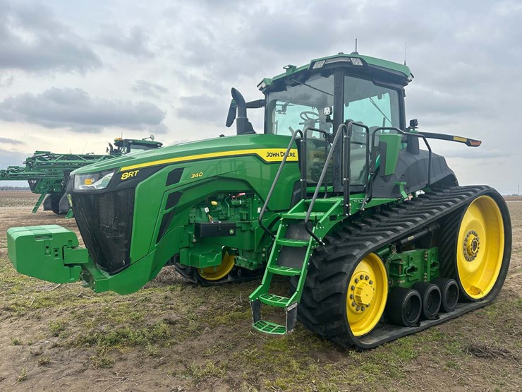2021-john-deere-8rt-340-image-1