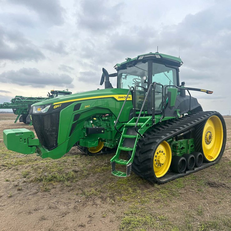2021 JOHN DEERE 8RT 340
