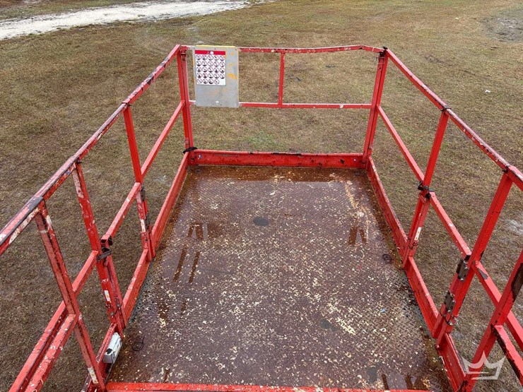 skyjack-sj8831rt-image-31