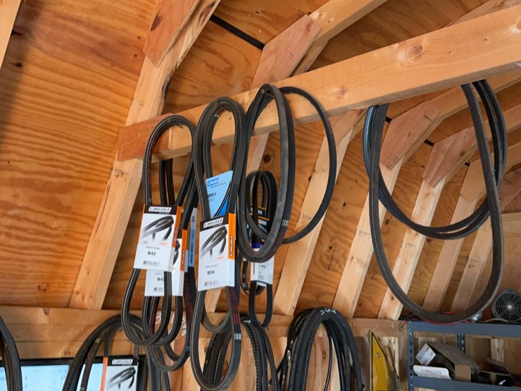 #262-•-v-belts-and-hyd-hoses-image-2