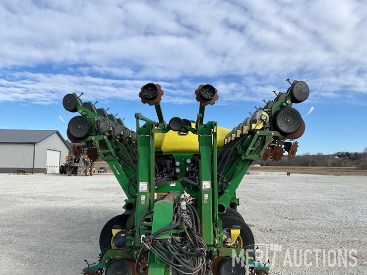 2007-john-deere-1790-image-9