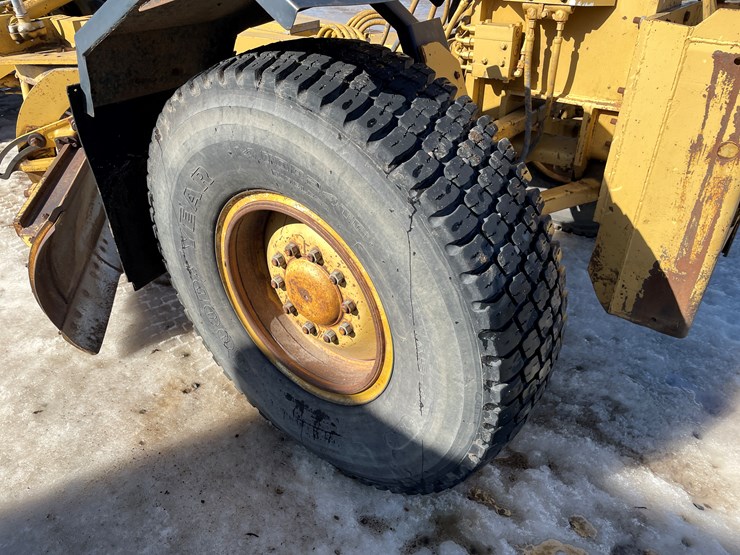 caterpillar-140g-image-32