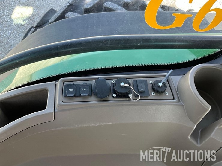 2022-john-deere-7r-210-image-47