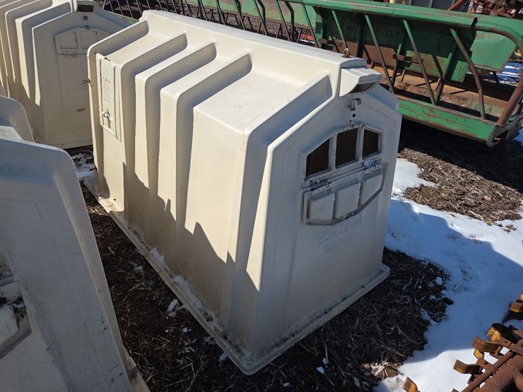 (2)-calf-tel-poly-calf-huts-(north)-image-15