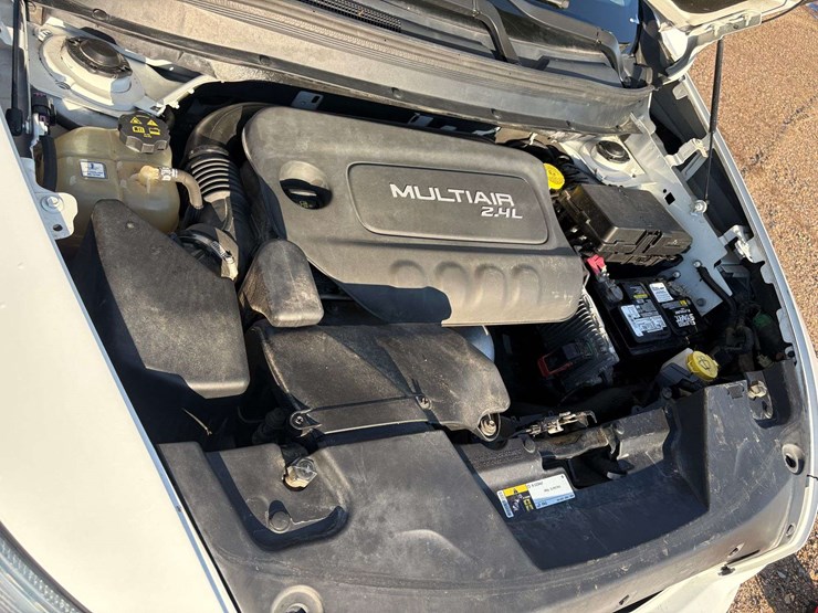 2014-jeep-cherokee-image-25