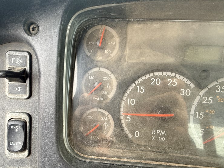 2004-caterpillar-c7-image-74