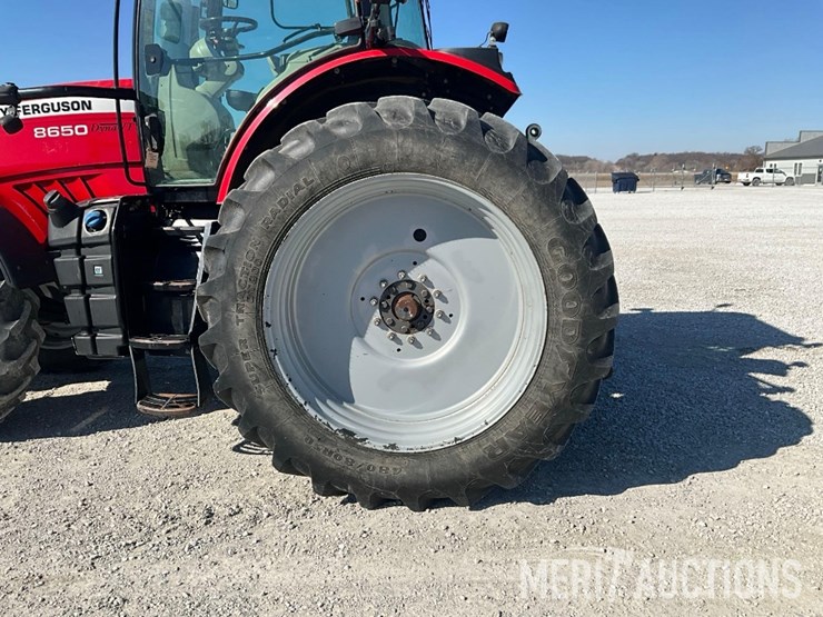 2014-massey-ferguson-8650-image-21