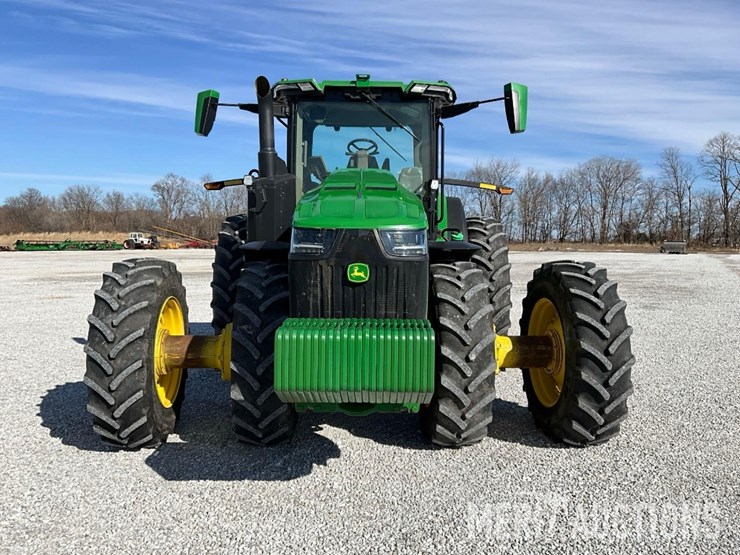 2023-john-deere-8r-310-image-7