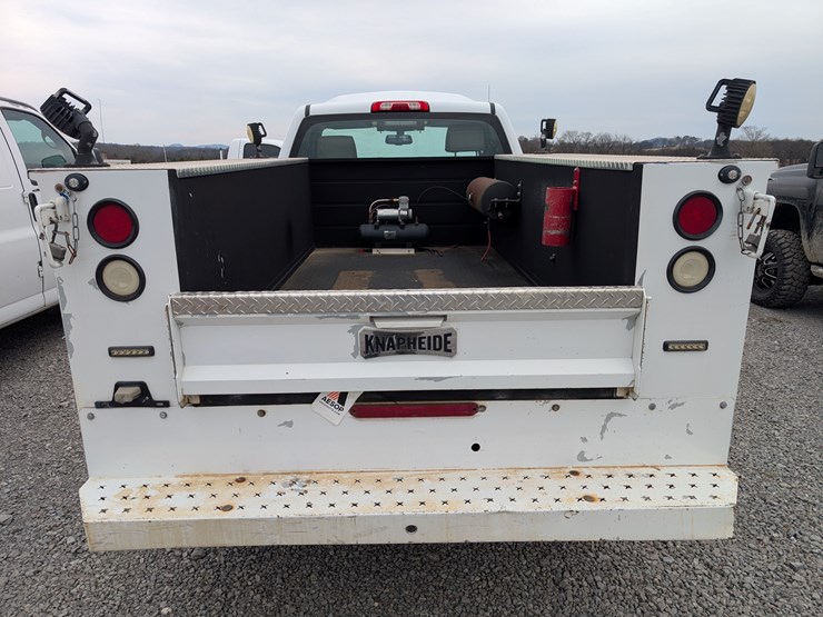 2017-chevrolet-1500-image-6