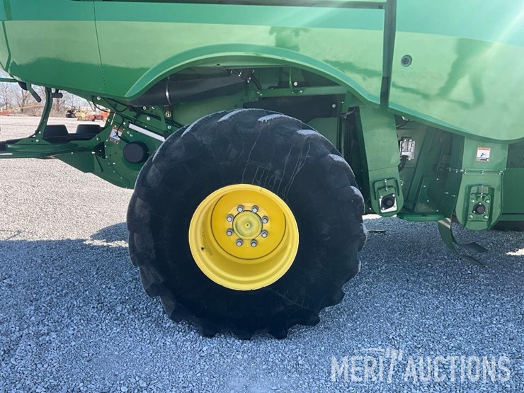 2021-john-deere-s790-image-29