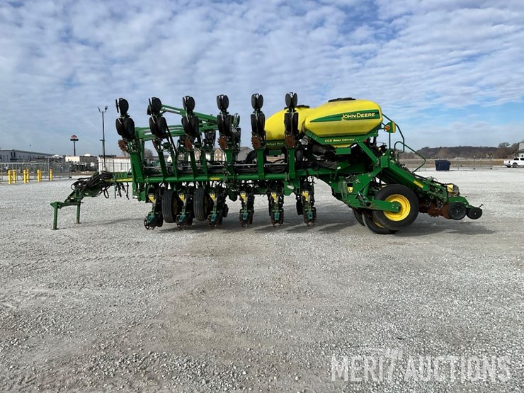 2007-john-deere-1790-image-2