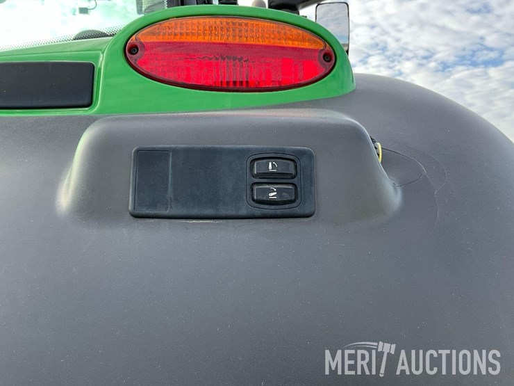 2023-john-deere-6r-175-image-29