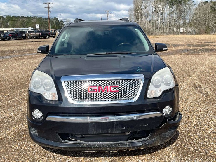 2012-gmc-acadia-denali-image-5