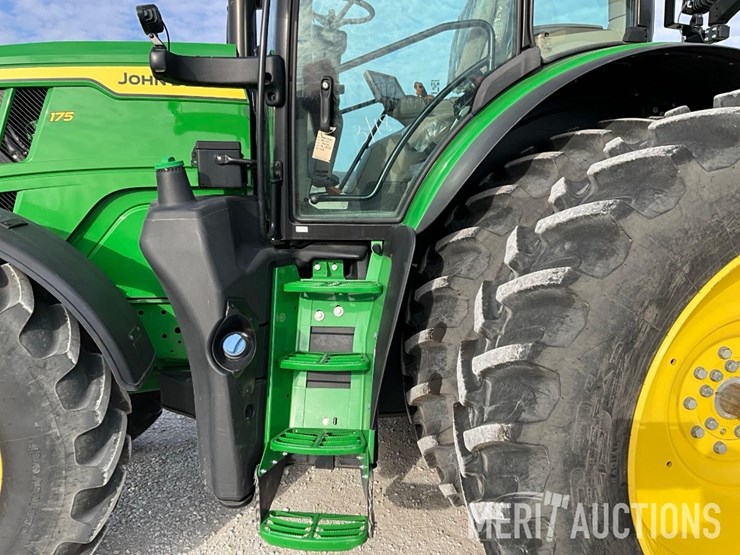 2023-john-deere-6r-175-image-16