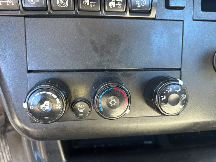 2019-international-12-image-35