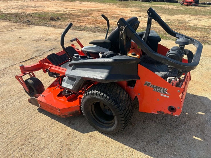 badboy-"rebel"-62"-zero-turn-mower-(968.8-hours)-image-2