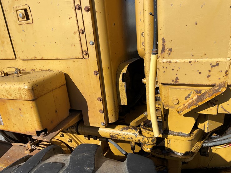 caterpillar-140g-image-27