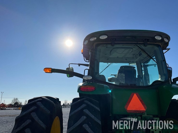 2014-john-deere-7230r-image-19