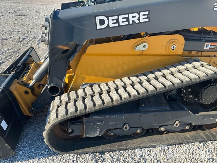 2024-deere-333g-image-14