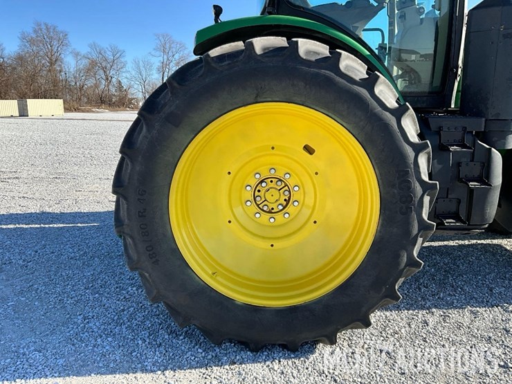 2014-john-deere-7230r-image-27
