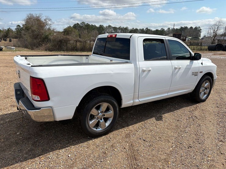 2019-dodge-ram-1500-image-3