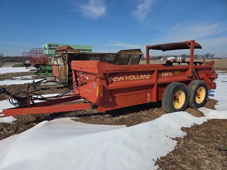 new-holland-195-image-1