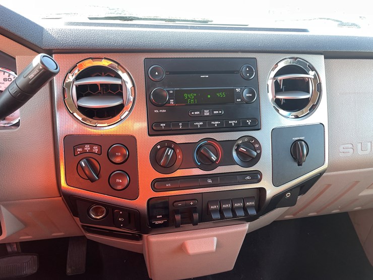 2008-ford-f350-image-27